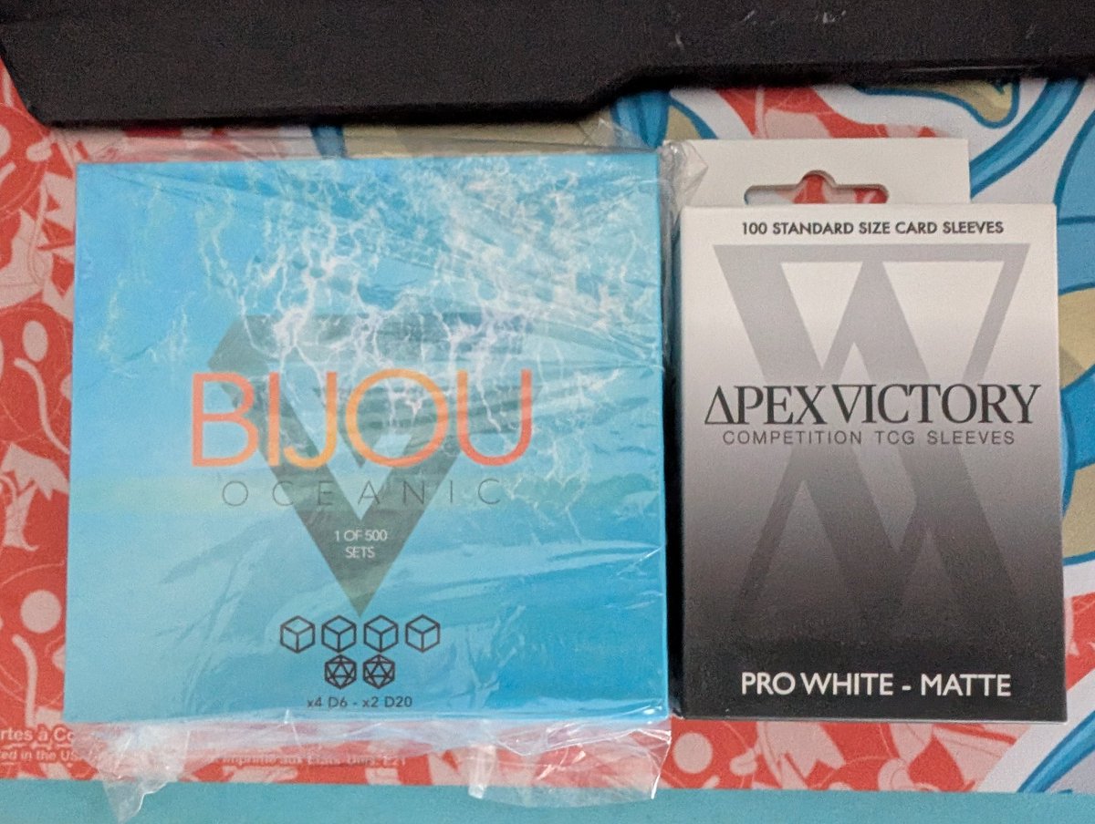 In honor of their Magikarp deck box release <a href="/xGemAccessories/">GemAccessories</a> sent me a care package!

So let's do a giveaway!

To enter:
✅Be following us
✅Retweet

Open to US only since I'm not made  of money 😅