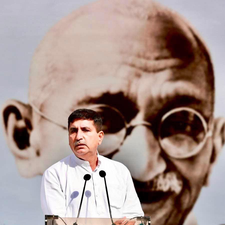 mlsaranj's tweet image. पूर्व मंत्री एवं बायतु विधायक श्री @Barmer_Harish जी को मध्यप्रदेश कांग्रेस कमेटी का प्रभारी नियुक्त किए जाने पर हार्दिक बधाई एवं शुभकामनाए।