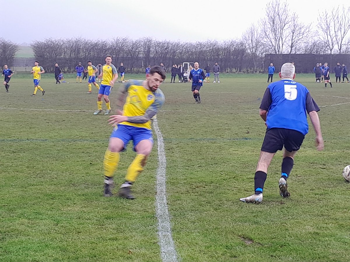 Shaunee Smith (@shauneeboy100gc) on Twitter photo Latest #Heedhopper blog.
A day out in <a href="/saltburnbysea/">Saltburn by the Sea</a> for Saltburn Athletic v <a href="/newmarske/">New Marske</a> in the <a href="/NRFLOfficial/">North Riding League</a>
>>>
100groundsclub.blogspot.com/2025/02/951-hu…
#groundhopping no.951
#NonLeague #grassroots Latest #Heedhopper blog.
A day out in <a href="/saltburnbysea/">Saltburn by the Sea</a> for Saltburn Athletic v <a href="/newmarske/">New Marske</a> in the <a href="/NRFLOfficial/">North Riding League</a>
>>>
100groundsclub.blogspot.com/2025/02/951-hu…
#groundhopping no.951
#NonLeague #grassroots
