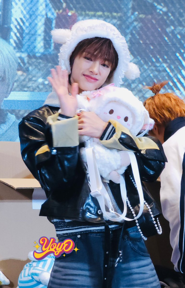 shayaka_1006's tweet photo. 250215 StarRiverサイン会 🇨🇳Shanghai

Hi 👋 🦌

#NEXZ #넥스지 #ネクスジ 
#SEITA #세이타  #セイタ https://t.co/qkdL35ARr4