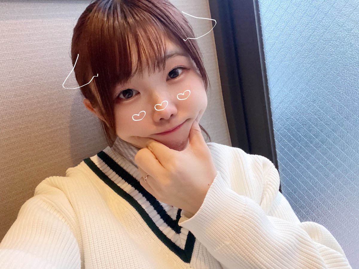 今日は1日イベントのお手伝い屋さん🙋♡
推しさん見てにこにこされてるファンの方が
みんなとっても幸せそうでほくほくです！

色んな経験増やして、色んな知識増やしたい！
また明日からもお仕事頑張ります！！！

今週も一緒に乗りきりましょう！！！！！