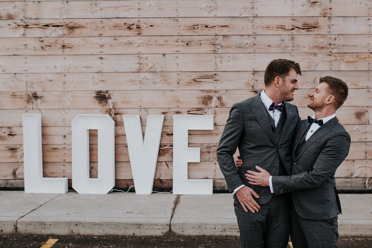 FedoraMedia's tweet image. Picture Us KW is the perfect addition to any party! Offerein Fedora Media clients the option to choose FREE &quot;LOVE&quot; marquee letters or a FREE Audio Guest Book with any VIP marking package. 

#PictureUsKW #PartyEssentials #PhotoBoothFun #FreeMarqueeLetters #GuestBook #FedoraMedia