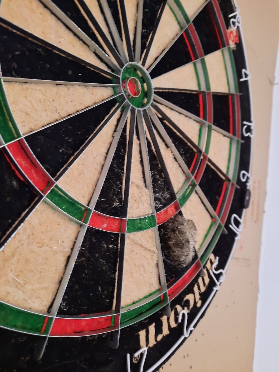 Das Dartboard ist craaazy
