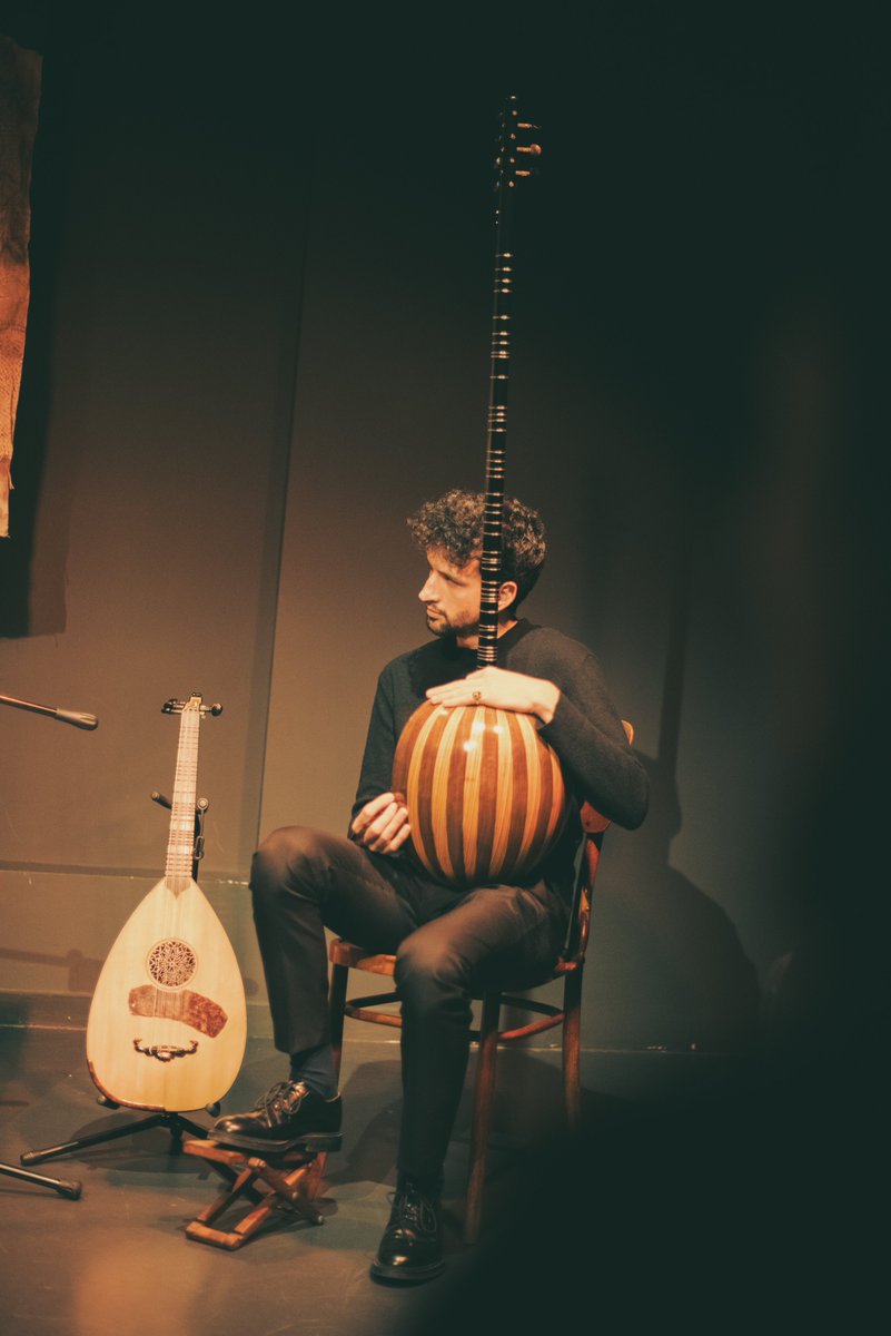 Çağlar Fidan (@caglarfidann) on Twitter photo Intra Muros Istanbul
Albümün ikinci gösterimi
23 Şubat Pazar akşamı saat 19’da
Beyoğlu <a href="/Kumbaraci50/">Kumbaracı50</a> Tiyatro’da
İstanbul kemençesi, viyolonsel: Erhan Bayram
Tanbur, lavta: Nikos Papageorgiou
Bilet:
tiyatrolar.com.tr/m/tiyatro/intr… Intra Muros Istanbul
Albümün ikinci gösterimi
23 Şubat Pazar akşamı saat 19’da
Beyoğlu <a href="/Kumbaraci50/">Kumbaracı50</a> Tiyatro’da
İstanbul kemençesi, viyolonsel: Erhan Bayram
Tanbur, lavta: Nikos Papageorgiou
Bilet:
tiyatrolar.com.tr/m/tiyatro/intr…