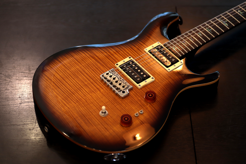 spreadsound's tweet photo. PRS 35th Anniversary SE CUSTOM 24 - フレットすり合わせ
PRSの35周年を記念して作られたアニバーサリーモデル。今回は特定のフレットのビビりがあったのでフレットのすり合わせを行いました。https://t.co/KUuLqGZcOa https://t.co/MSW6tTP9FZ