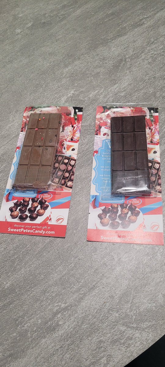 Went to <a href="/sweetpetes/">Sweet Pete's</a> for a late valentine’s day date with my love and we got to make our own chocolate bars. How sweet right? 🤤