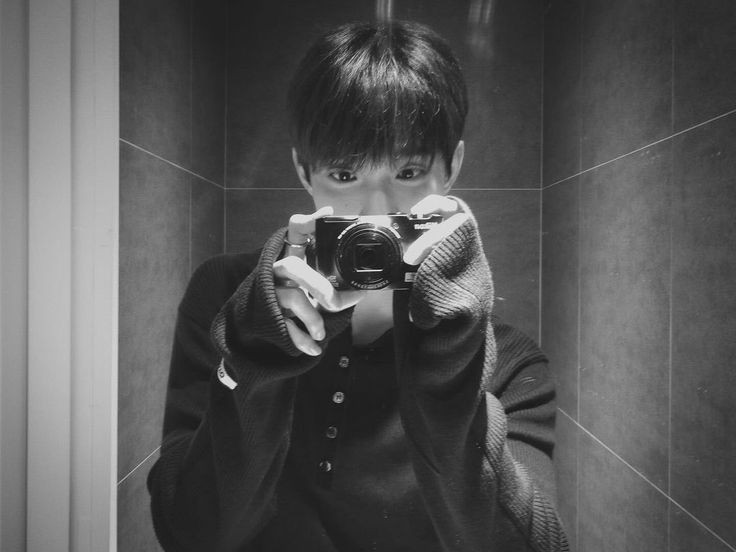 fannbubs's tweet photo. 🧑🏻: "𝒚𝒐𝒖𝒓 𝒑𝒆𝒓𝒇𝒐𝒓𝒎𝒂𝒏𝒄𝒆 𝒘𝒂𝒔 𝒊𝒏𝒄𝒓𝒆𝒅𝒊𝒃𝒍𝒆. 𝒍𝒆𝒕 𝒎𝒆 𝒄𝒂𝒑𝒕𝒖𝒓𝒆 𝒕𝒉𝒊𝒔 𝒎𝒐𝒎𝒆𝒏𝒕 𝒔𝒐 𝒚𝒐𝒖𝒓 𝒃𝒆𝒂𝒖𝒕𝒚 𝒏𝒆𝒗𝒆𝒓 𝒇𝒂𝒅𝒆𝒔."
👩🏻: "𝒘𝒉𝒂𝒕𝒆𝒗𝒆𝒓 𝒎𝒂𝒌𝒆𝒔 𝒚𝒐𝒖 𝒉𝒂𝒑𝒑𝒚, 𝒍𝒆𝒆."

#CaratSelcaDay #CSD #DK #도겸  #SEVENTEEN @pledis_17 https://t.co/C4sOZ1AEWX