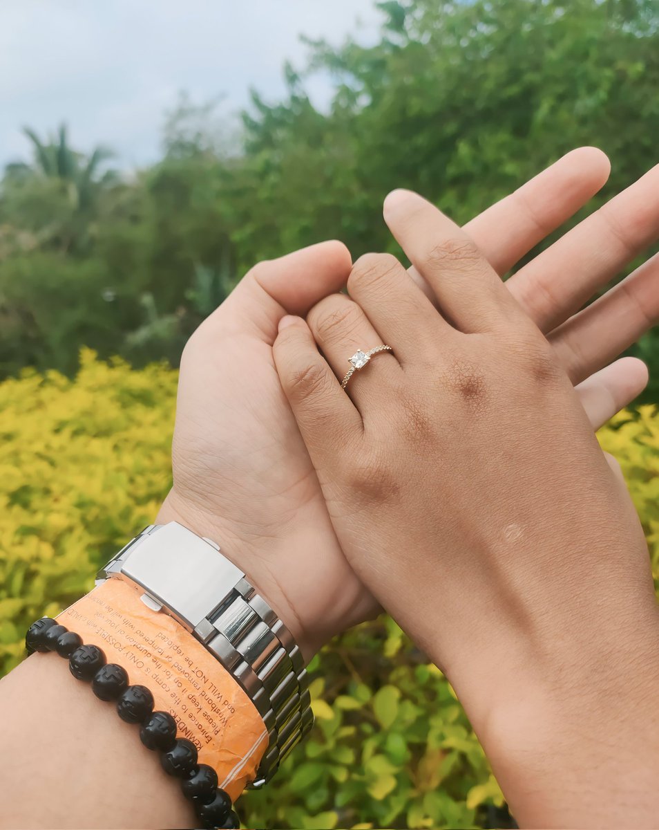 MaeCiarah's tweet photo. February 8, 2025 - I said yes 💍💓 https://t.co/0SJyxe2XvE