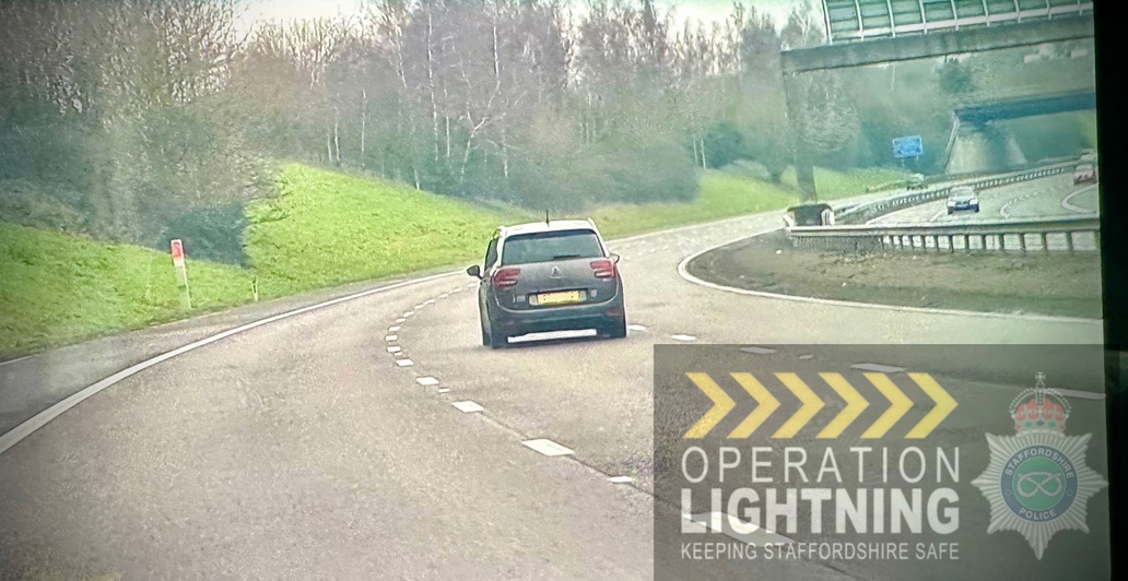 Multiple drivers stopped and dealt with for lane hogging this morning,  including the driver of this Citroen, who got himself all confused in his explanation, over fast/slow lanes (which don’t exist) 

If you’re not overtaking, move left.  

#Team3RCT
#SaferLanes