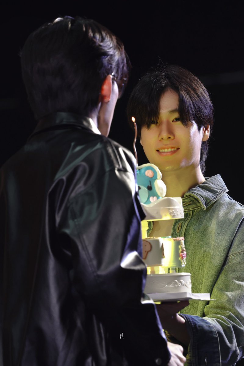 Best partner🥹

SPECIAL DAY SPECIAL POND 

#SpecialMomentwithPond
<a href="/ppnaravit/">ppnaravit</a> #ppnaravit #phuwintang <a href="/phuwintang/">phuwintang</a>