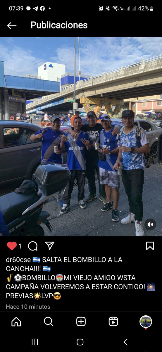 DR60CSE's tweet photo. Vamos #Bombillo #Emelec 2025 https://t.co/AHezP7QAbd