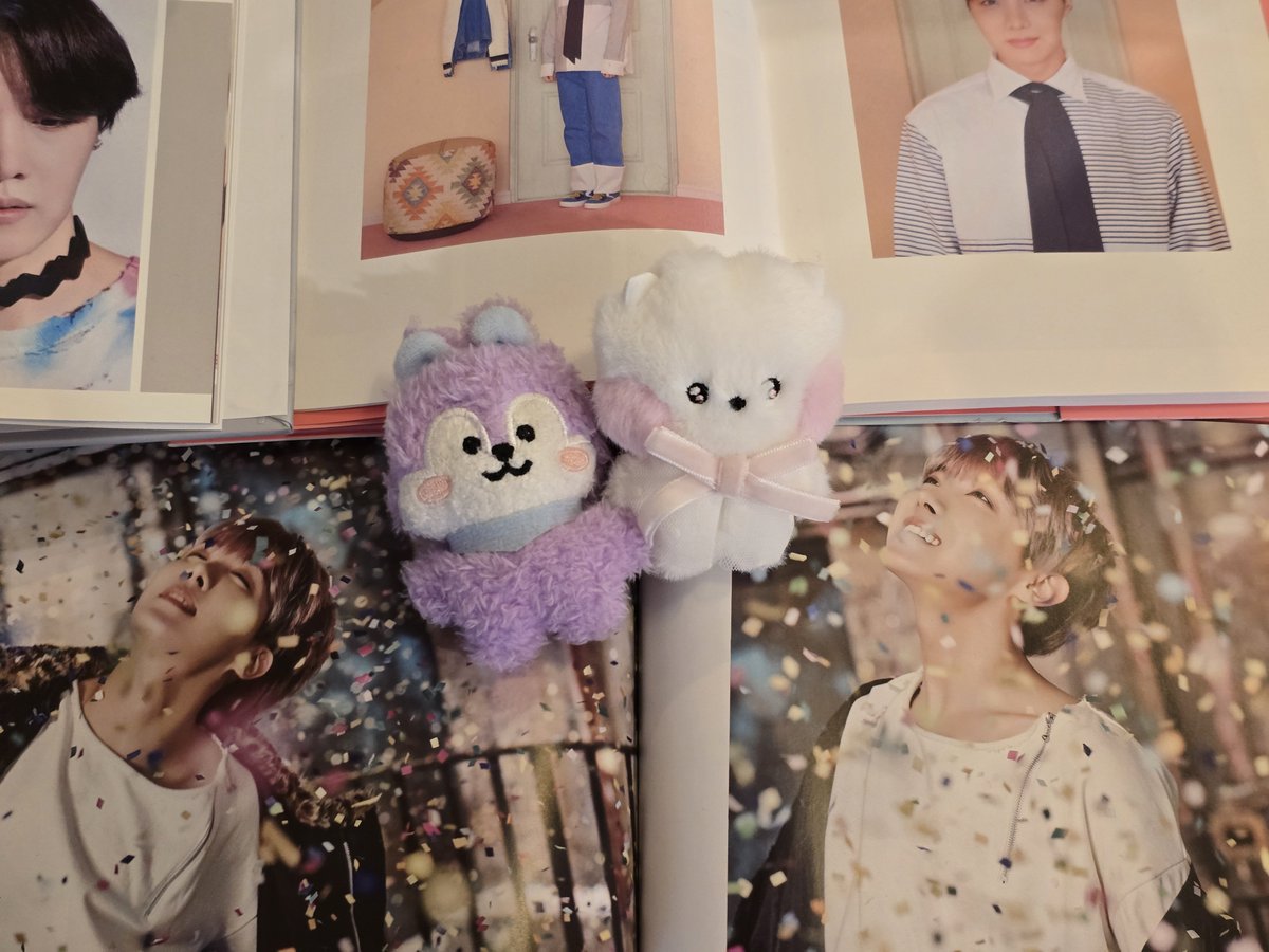 #Welcome_To_Hopeworld #호석이가_나에겐_희망 #호석이는_나의발자취_나의판타지 #JHOPE #정호석