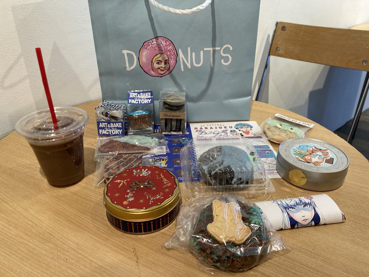 2dmira_2020's tweet photo. ゆうちゃんと東京チョコミン党フェスVol.2行って来ました〜🍫🌱
沢山買って、食べて、お話して楽しかった🥰 買ったのこれからちょくちょく食べるの楽しみ♪
Mint-chocolate Festival in Tokyo🥰🍫🌱
#チョコミント #チョコミン党 https://t.co/h1n8ojQtOI