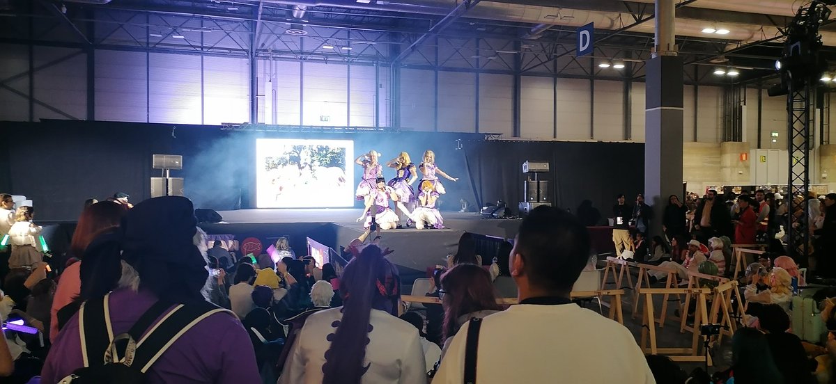 Acaba de actuar Illu5ion en la #JapanWeekendMadrid <a href="/Japan_Weekend/">Japan Weekend</a>

Muy esperadas. Muchos aplausos.