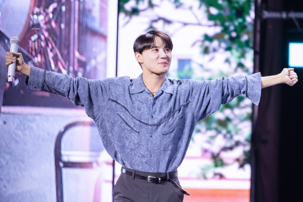 250208-9 김준수 뮤지컬 데뷔 15주년 팬미팅 'KIM JUN SU Village 15'    
  
🩵 -1
(더 많은 사진은 여기로 오세요👇👇👇)
🔗xiavivace.tistory.com/25

#XIA #XIA준수 #김준수 #시아준수 #JUNSU #ジュンス #金俊秀