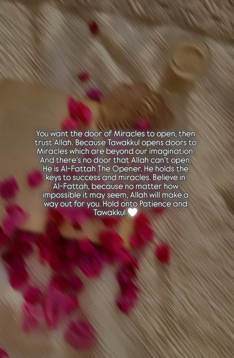 suls_sia's tweet image. Don't be sad, pain in this dunya is temporary, handle with Sabr.🥺Soon you'll forget what made you sad. So "don't lose hope nor be sad". (Quran 3:139) ✨🌹
.
.
. 
#Quran 
#Quranichadith
#Praytoallah