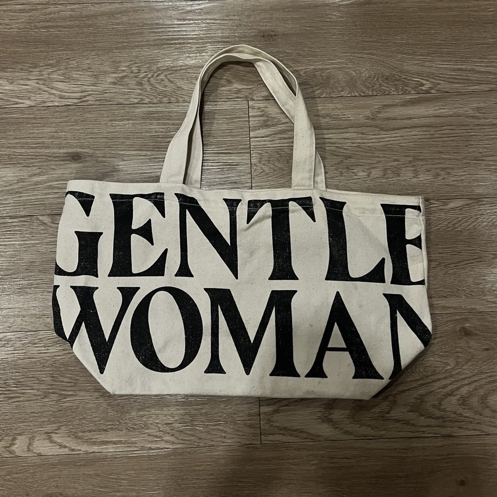 bbibibbi2's tweet photo. ส่งต่อ 200฿ รวมส่ง 
#ส่งต่อgentlewoman #gentlewoman  #กระเป๋าgentlewoman #gentlewomanส่งต่อ #ส่งต่อคสอ #ส่งต่อเสื้อผ้า #ส่งต่อเสื้อผ้ามือสอง #ส่งต่อเสื้อผ้ามือ2 https://t.co/h9nyw3S425