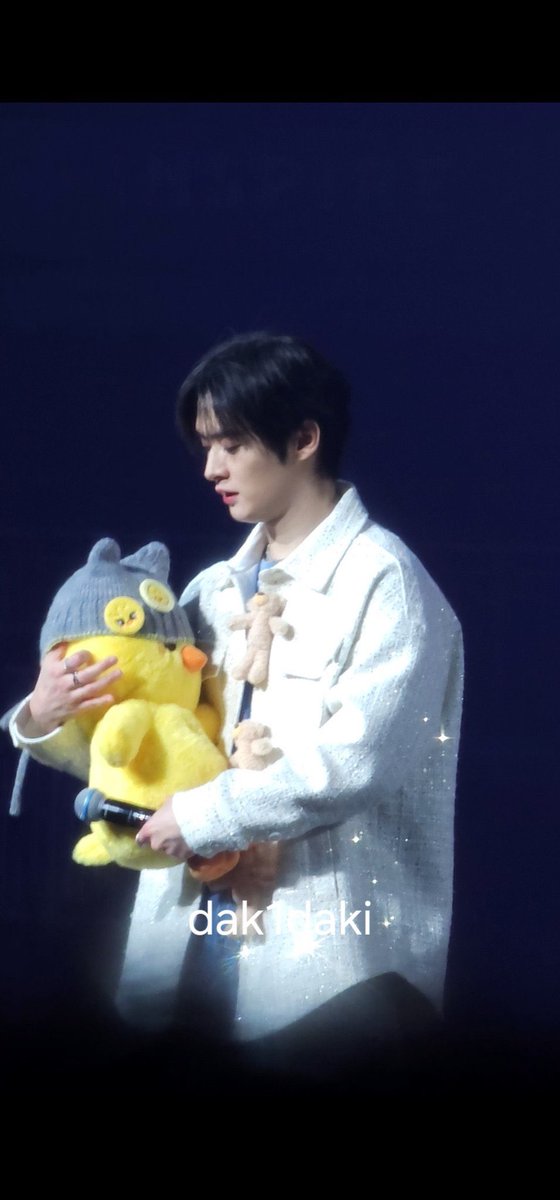 felovelylix's tweet photo. 그가 인형을 대하는 태도 https://t.co/bqDwVev1eJ