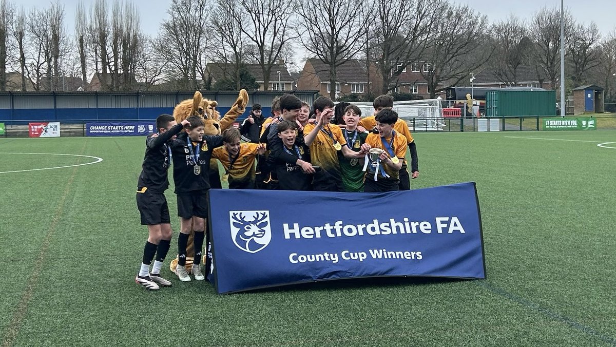 HertfordshireFA's tweet photo. Congratulations to the Winners of the Under 14 Boys Challenge Cup 2025 - Cheshunt Youth! 🏆 https://t.co/IMq80aW6wP