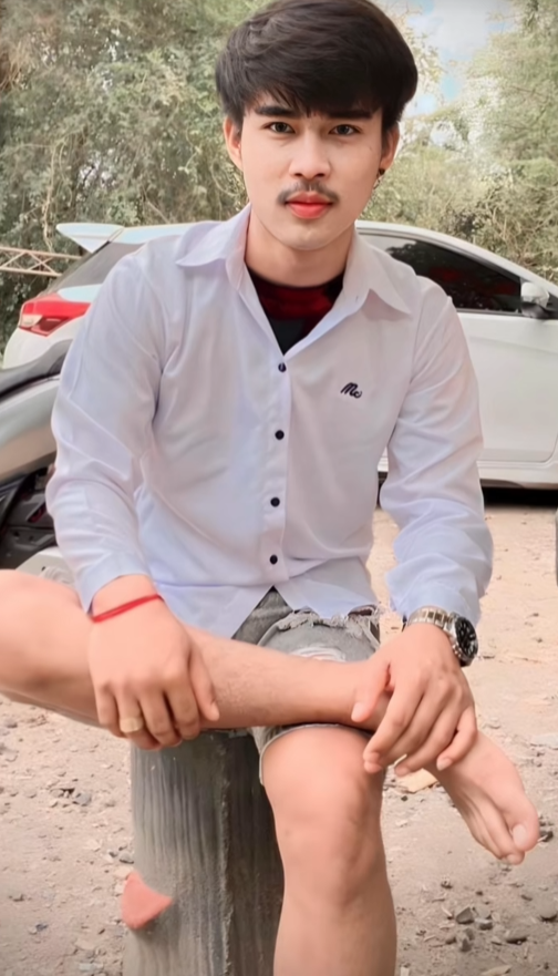 เงื่ยนว่างตอนนี้ใครว่างนัดเยดหน่อยคับ