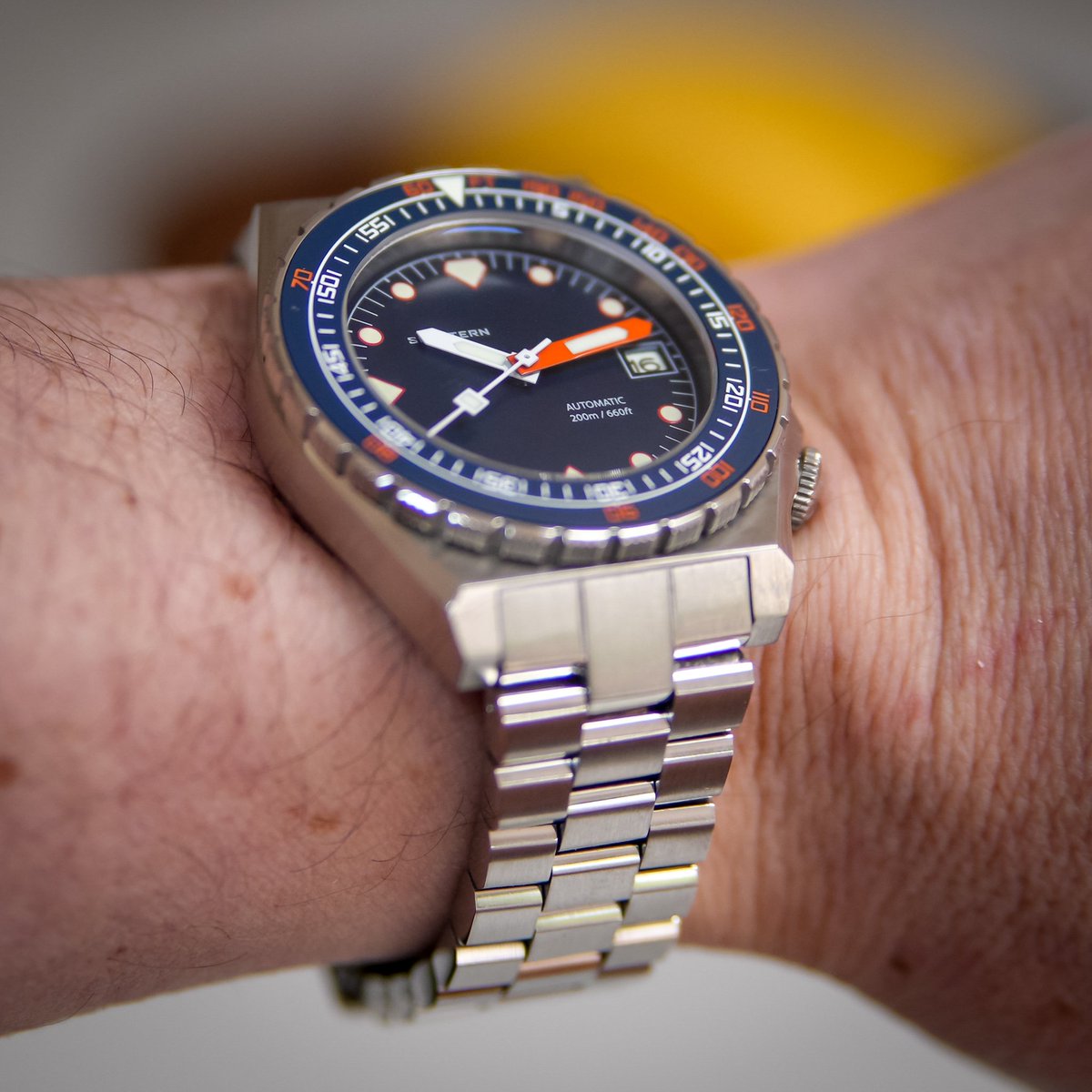 shinythings_x's tweet photo. My Weekender 😎 What's yours? 🙂 Full review: https://t.co/h1PSVwPYtr
#Seestern #Doxahomage #Doxa #sub600 https://t.co/RE6MguSIdh
