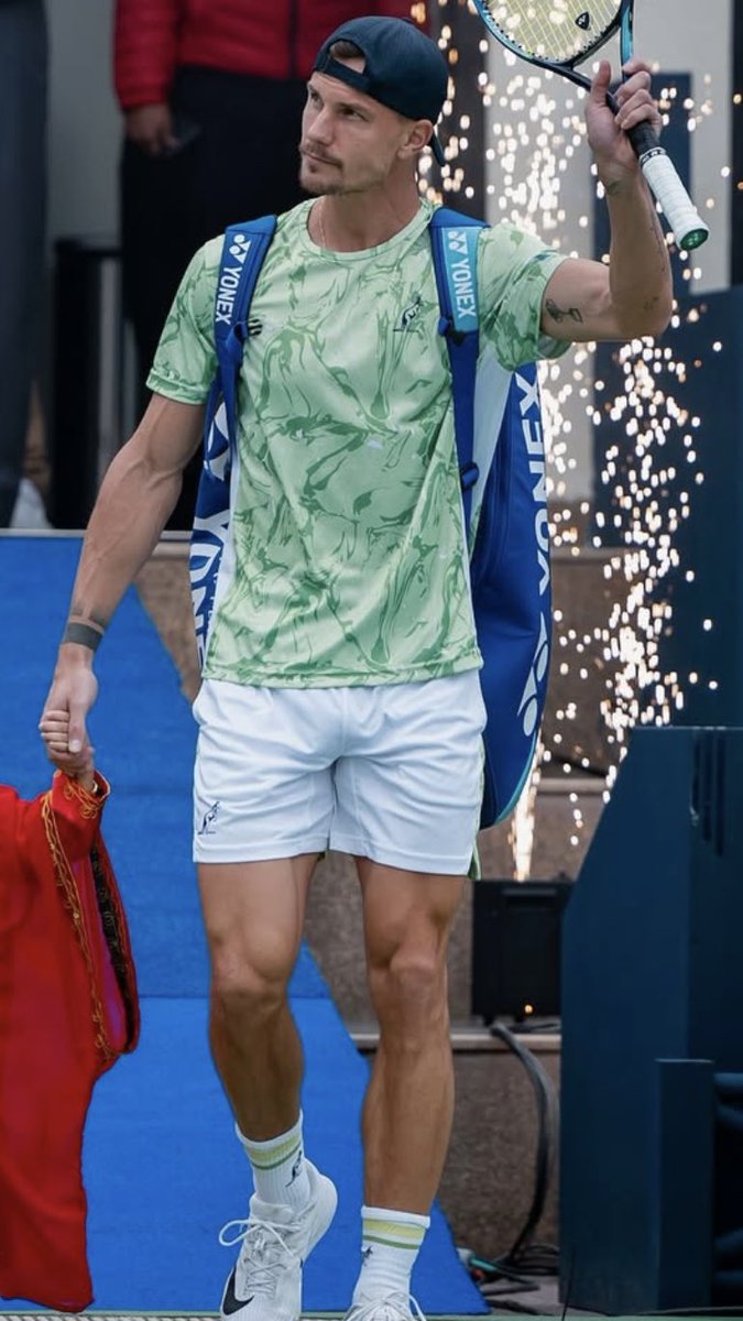 afwu_slm tweet media