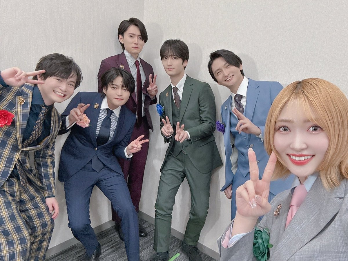 shiraharu48's tweet photo. HIGH CARD #EXSPECIALPARTY ありがとうございました♠️

めちゃくちゃ楽しかったなー😆
ゲームに協力してくださった温かい会場の皆さま本当にありがとうございました😭
#highcard という作品を通して皆さまと楽しい時間を過ごすことができ幸せでした✨
これからも #ハイカード をよろしくお願いします🃏 https://t.co/p1Zli1v801