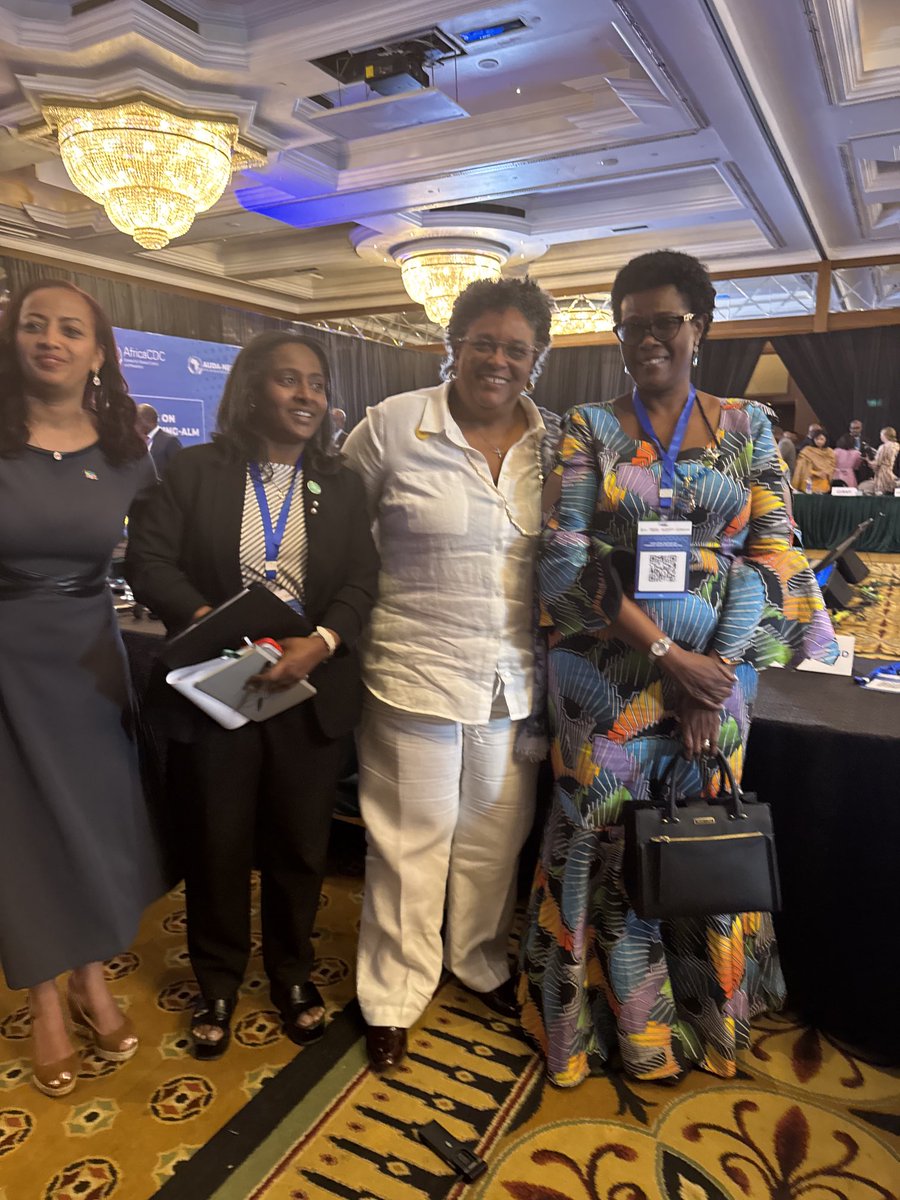 Margaret Muhanga (@margaretmuhanga) on Twitter photo I was thrilled to meet PM of Barbados, Mia Mottley β¦<a href="/miaamormottley/">Mia Amor Mottley</a>β©, a lady whose courage & charisma I admire. Smart, eloquent and point blank. Speaks off the cuff but always spot on. Sheβs now poised to become the UN SG. Go go go girl, you deserve itπππ I was thrilled to meet PM of Barbados, Mia Mottley β¦<a href="/miaamormottley/">Mia Amor Mottley</a>β©, a lady whose courage & charisma I admire. Smart, eloquent and point blank. Speaks off the cuff but always spot on. Sheβs now poised to become the UN SG. Go go go girl, you deserve itπππ