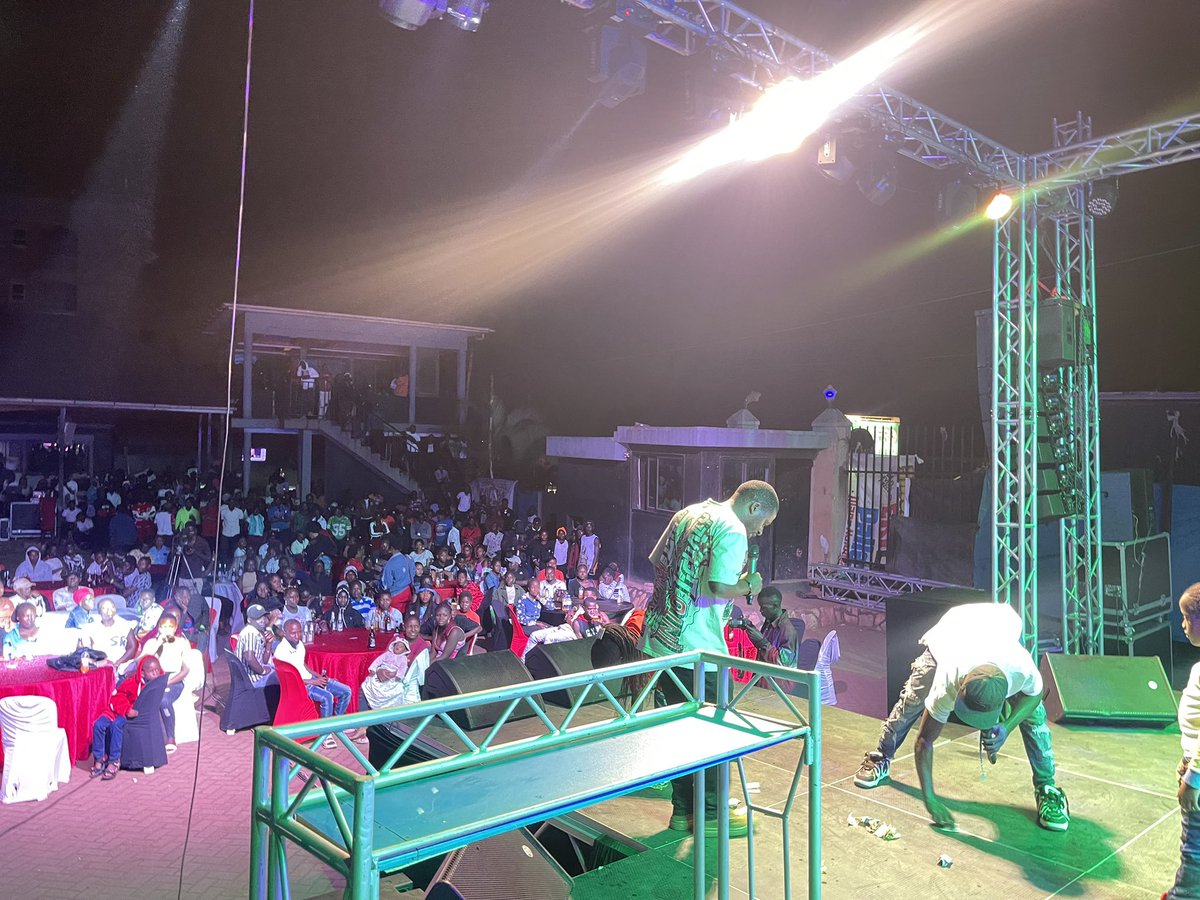 SalongoSiraje's tweet photo. I want to extend my deepest gratitude to all my fellow artists who showed up for the premiere of Akanyama Ka Sewazikeat Afronica Club. https://t.co/5WEaldCRZQ