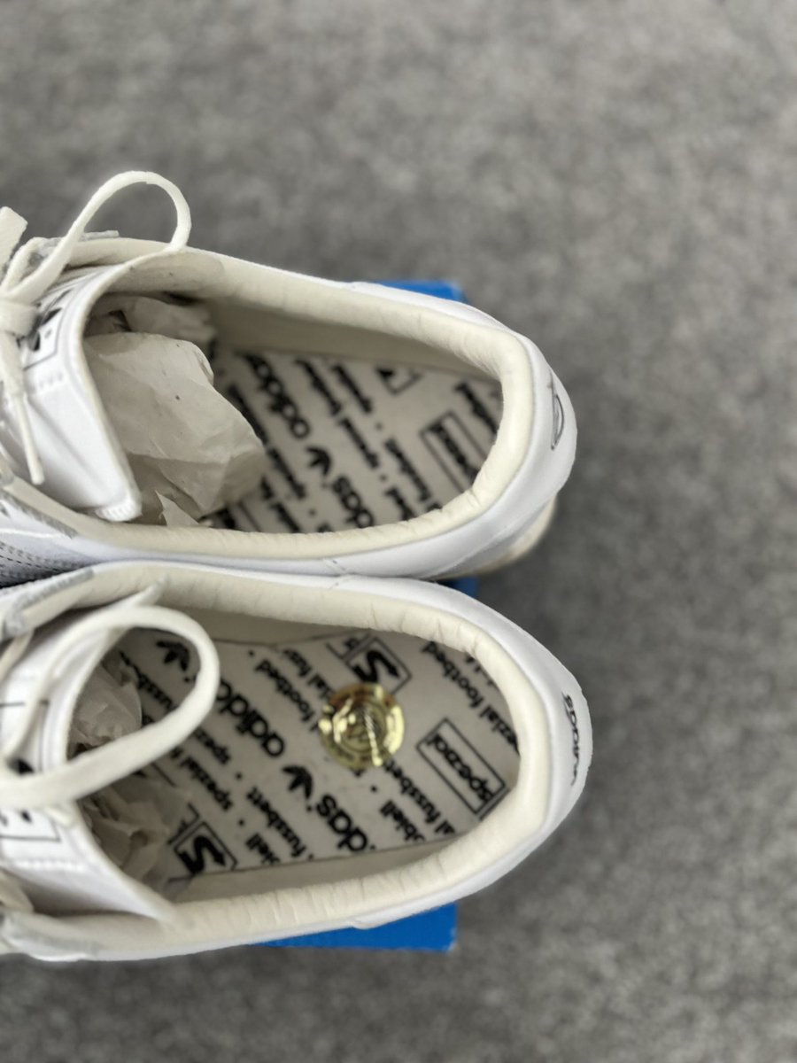 Stevo6661's tweet image. Adidas Yabisah SPZL Size UK11 in stunning condition. Worn a couple of times . Selling my “flatties “ as can’t wear anymore £75 tyd

Retweets very welcome 🙏 
@adiFamily_ @T_C__B_S_T