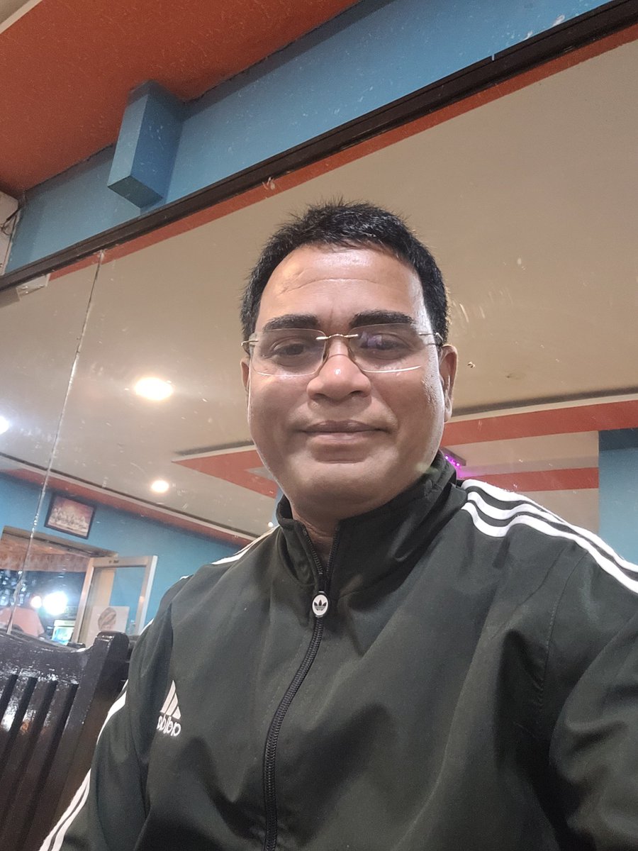 जो आदमी खुद को काबू कर सकता है वह जिंदगी में कुछ भी कर सकता है