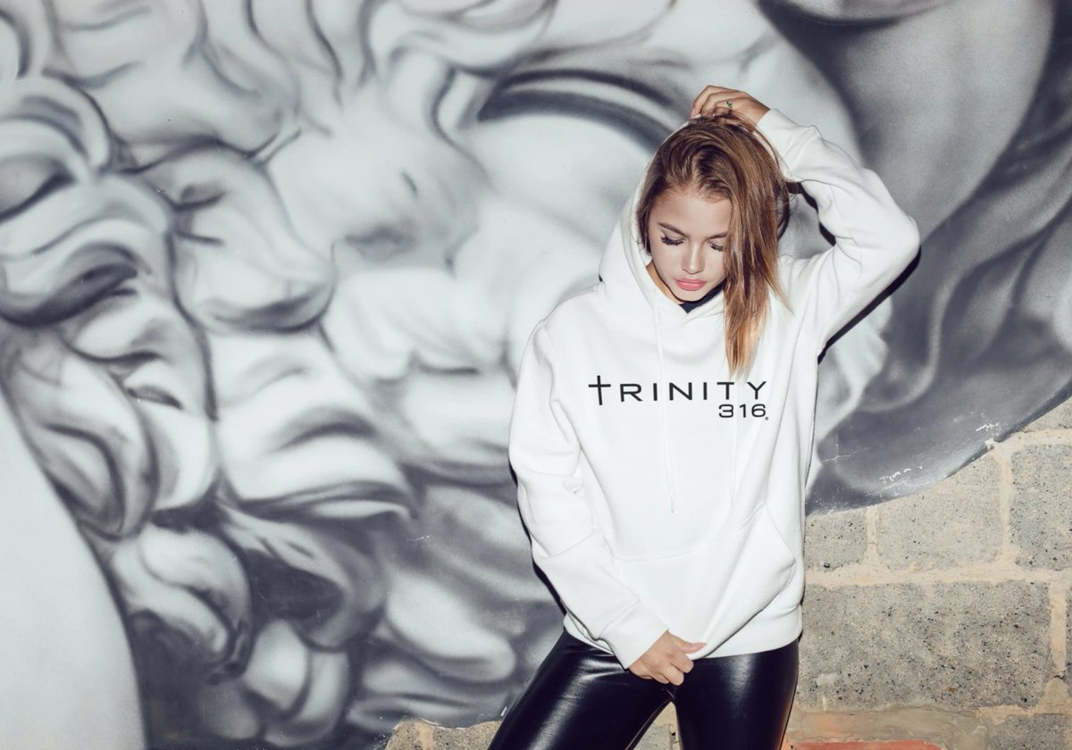 trinity_316's tweet image. Would You Rather?

-Would you rather give up social media for a month OR read only the Book of Psalms?
-Would you rather have coffee with Paul OR dinner with Jesus?

Drop your answers in the comments and see what others say!

#FaithFun #ChristianEngagement #Trinity316