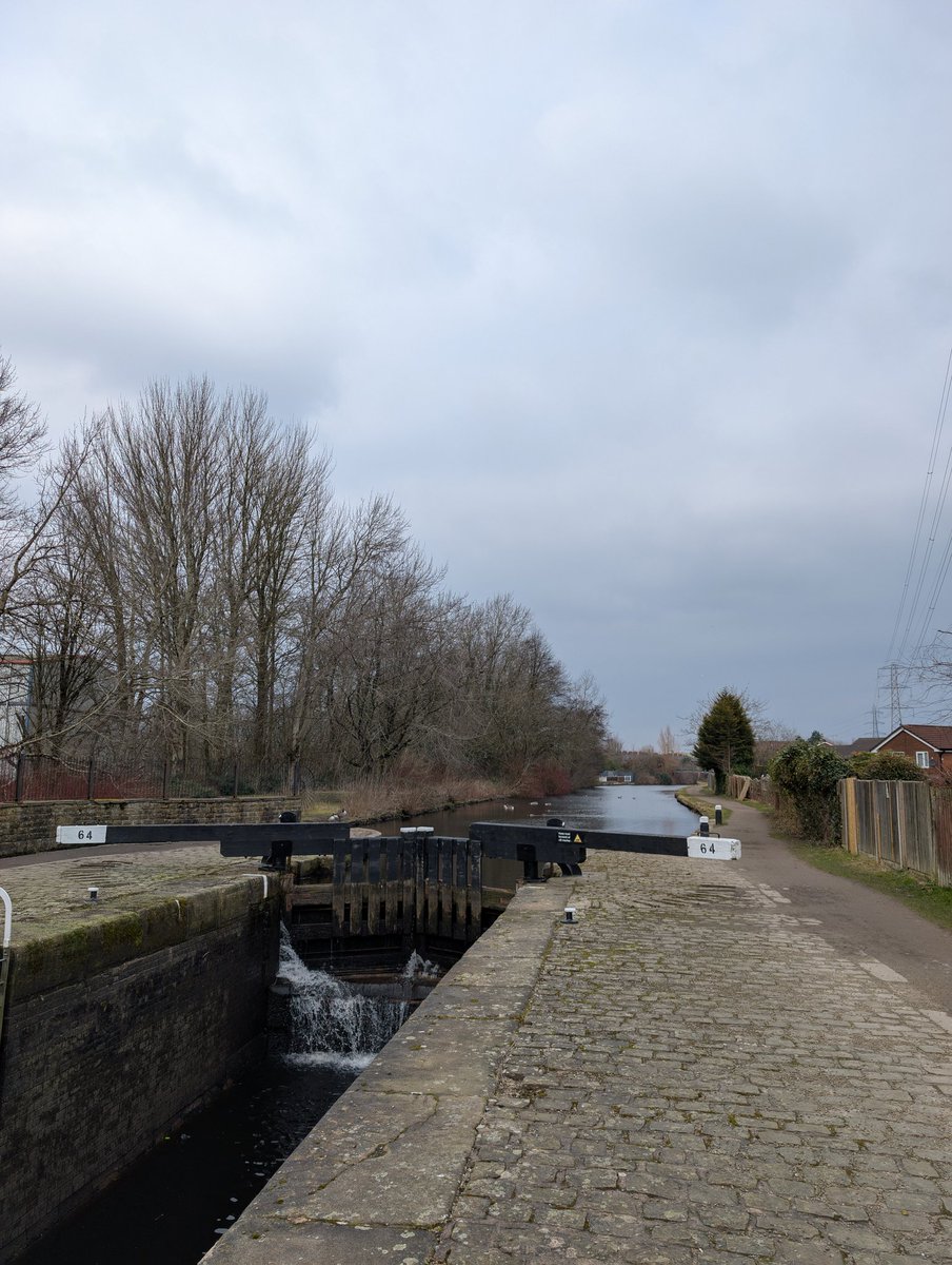 Oldham Weather tweet media