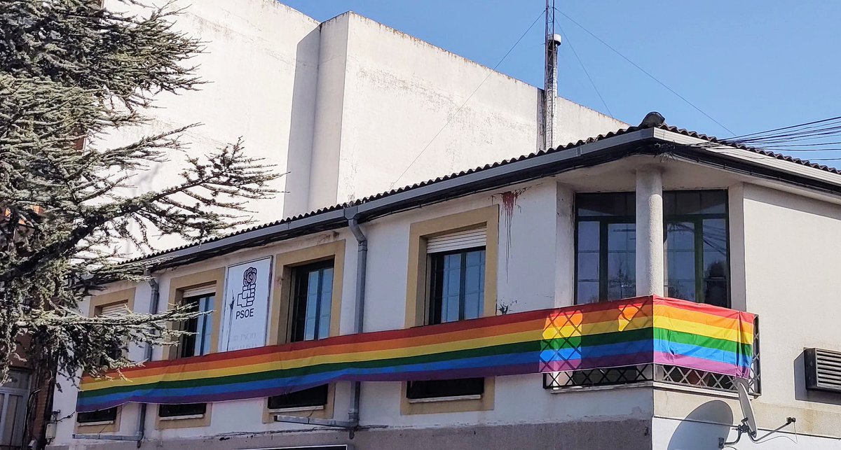 🏳️‍🌈Ellos la quitan, nosotros la ponemos🏳️‍🌈

#ContraLaEspañaEnBlancoYNegro