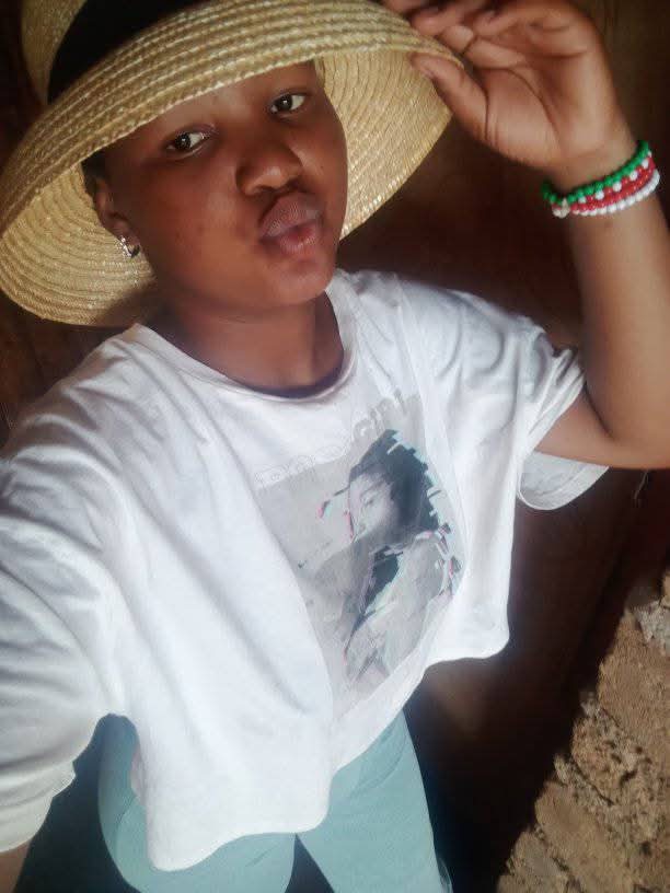 Patriot_S_A's tweet photo. Please help me find  Lifa Bridget Skhosana, who was last seen on the afternoon of the 15th of February 2025 in Verena. She was wearing Black trousers if anyone sees her please contact 0711119780 /0724382719 or
Verena police station. https://t.co/dp8ncibfHo