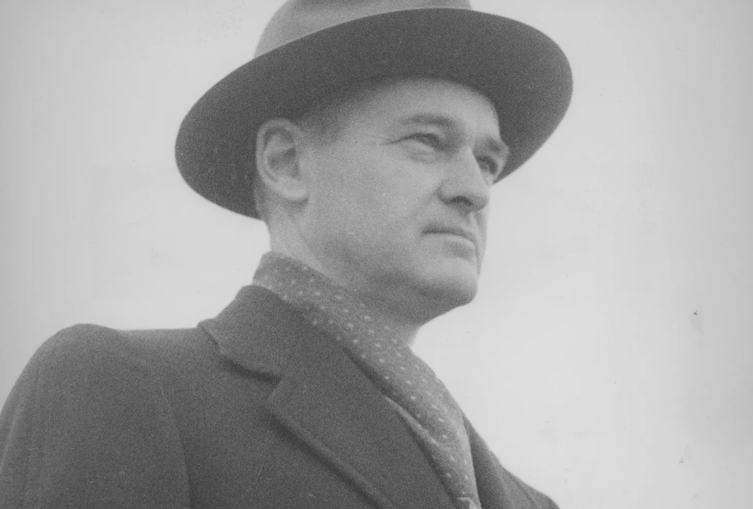 #OTD in #history, 1904, American diplomat George F. Kennan was born. He is most famous for his role in shaping the #UnitedStates' Cold War policy after WW2, arguing for "containment of Russian expansive tendencies" that led #Congress to pass foreign aid such as the Marshall Plan.