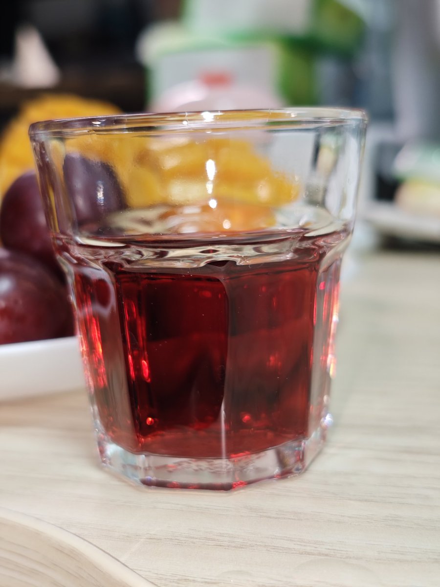 葡萄美酒玻璃杯