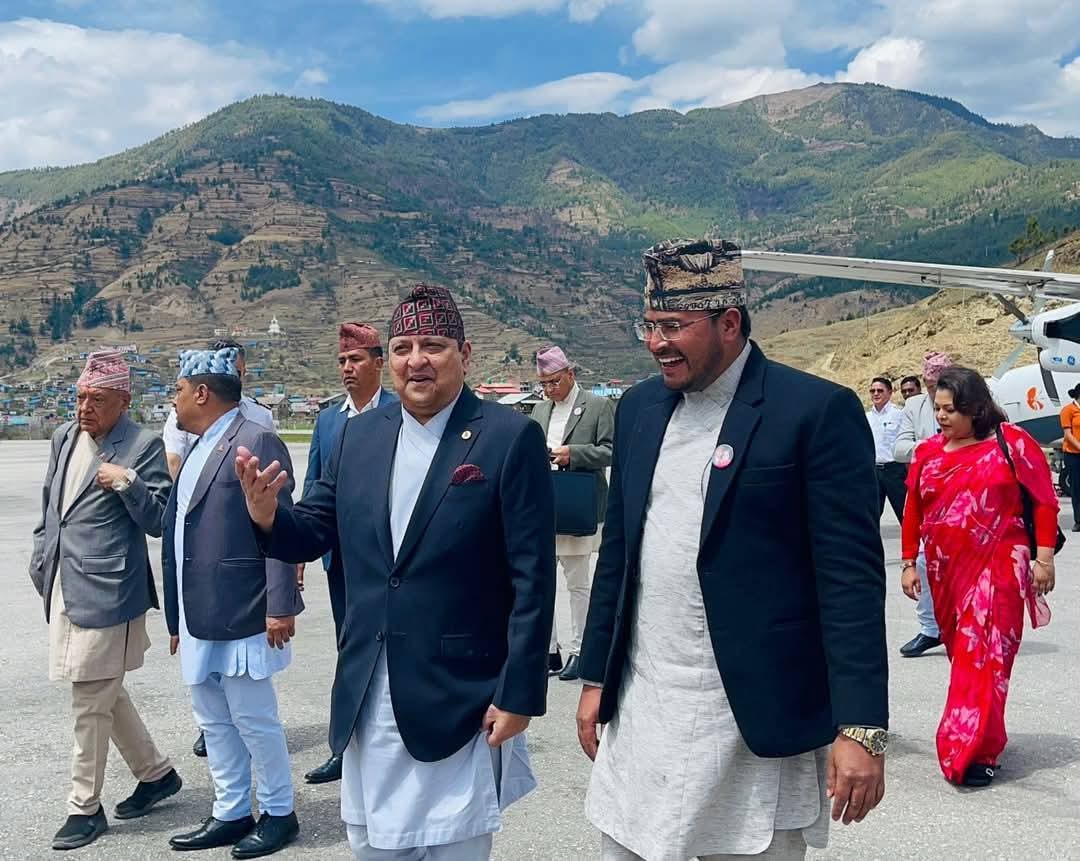 @jibram bhandari (@jibrambhandari) on Twitter photo рд░рд╛рдкреНрд░рдкрд╛ рдкреНрд░рд╡рдХреНрддрд╛ рддрдерд╛ рдкреНрд░рдореБрдЦ рд╕рдЪреЗрддрдХ рдЬреНрдЮрд╛рдиреЗрдиреНрджреНрд░ рд╢рд╛рд╣реАрд▓реЗ рд░рд╛рд╖реНрдЯреНрд░рд┐рдпрд╕рднрд╛рд▓рд╛рдИ рдмреГрджреНрдзрд╛рд╢реНрд░рдо рднрдиреЗрдХреЛрдорд╛ рд░рд╛рд╖реНрдЯреНрд░рд┐рдпрд╕рднрд╛рд▓реЗ рдЖрдкрддреНрддрд┐ рдЬрдирд╛рдЙрдБрджреИ рдЦреЗрдж рдкреНрд░рд╕реНрддрд╛рд╡ рдкрд╛рд░рд┐рдд рдЧрд░реЗрдЫред рд╢рд╛рд╣реА рдЬрдирддрд╛рдмрд╛рдЯ рдкреНрд░рддреНрдпрдХреНрд╖ рдирд┐рд░реНрд╡рд╛рдЪрд┐рдд рдЬреБрдореНрд▓рд╛рдХрд╛ рд╕рд╛рдВрд╕рдж ,рдЙрдирд▓реЗреЗ рдЙрдард╛рдПрдХреЛ рдкреНрд░рд╢реНрди рдЬрдирддрд╛рдХреЛ рд╣реЛ,рдордиреЛрдиреАрддрд▓реЗ рдирд┐рд░реНрд╡рд╛рдЪрд┐рддрд▓рд╛рдИ рдЦреЗрджрдкреНрд░рдХрдЯ рдЧрд░реНрдиреБ рдЬрдирддрд╛рдХреЛ рдЕрдкрдорд╛рди рд╣реЛред рд░рд╛рдкреНрд░рдкрд╛ рдкреНрд░рд╡рдХреНрддрд╛ рддрдерд╛ рдкреНрд░рдореБрдЦ рд╕рдЪреЗрддрдХ рдЬреНрдЮрд╛рдиреЗрдиреНрджреНрд░ рд╢рд╛рд╣реАрд▓реЗ рд░рд╛рд╖реНрдЯреНрд░рд┐рдпрд╕рднрд╛рд▓рд╛рдИ рдмреГрджреНрдзрд╛рд╢реНрд░рдо рднрдиреЗрдХреЛрдорд╛ рд░рд╛рд╖реНрдЯреНрд░рд┐рдпрд╕рднрд╛рд▓реЗ рдЖрдкрддреНрддрд┐ рдЬрдирд╛рдЙрдБрджреИ рдЦреЗрдж рдкреНрд░рд╕реНрддрд╛рд╡ рдкрд╛рд░рд┐рдд рдЧрд░реЗрдЫред рд╢рд╛рд╣реА рдЬрдирддрд╛рдмрд╛рдЯ рдкреНрд░рддреНрдпрдХреНрд╖ рдирд┐рд░реНрд╡рд╛рдЪрд┐рдд рдЬреБрдореНрд▓рд╛рдХрд╛ рд╕рд╛рдВрд╕рдж ,рдЙрдирд▓реЗреЗ рдЙрдард╛рдПрдХреЛ рдкреНрд░рд╢реНрди рдЬрдирддрд╛рдХреЛ рд╣реЛ,рдордиреЛрдиреАрддрд▓реЗ рдирд┐рд░реНрд╡рд╛рдЪрд┐рддрд▓рд╛рдИ рдЦреЗрджрдкреНрд░рдХрдЯ рдЧрд░реНрдиреБ рдЬрдирддрд╛рдХреЛ рдЕрдкрдорд╛рди рд╣реЛред