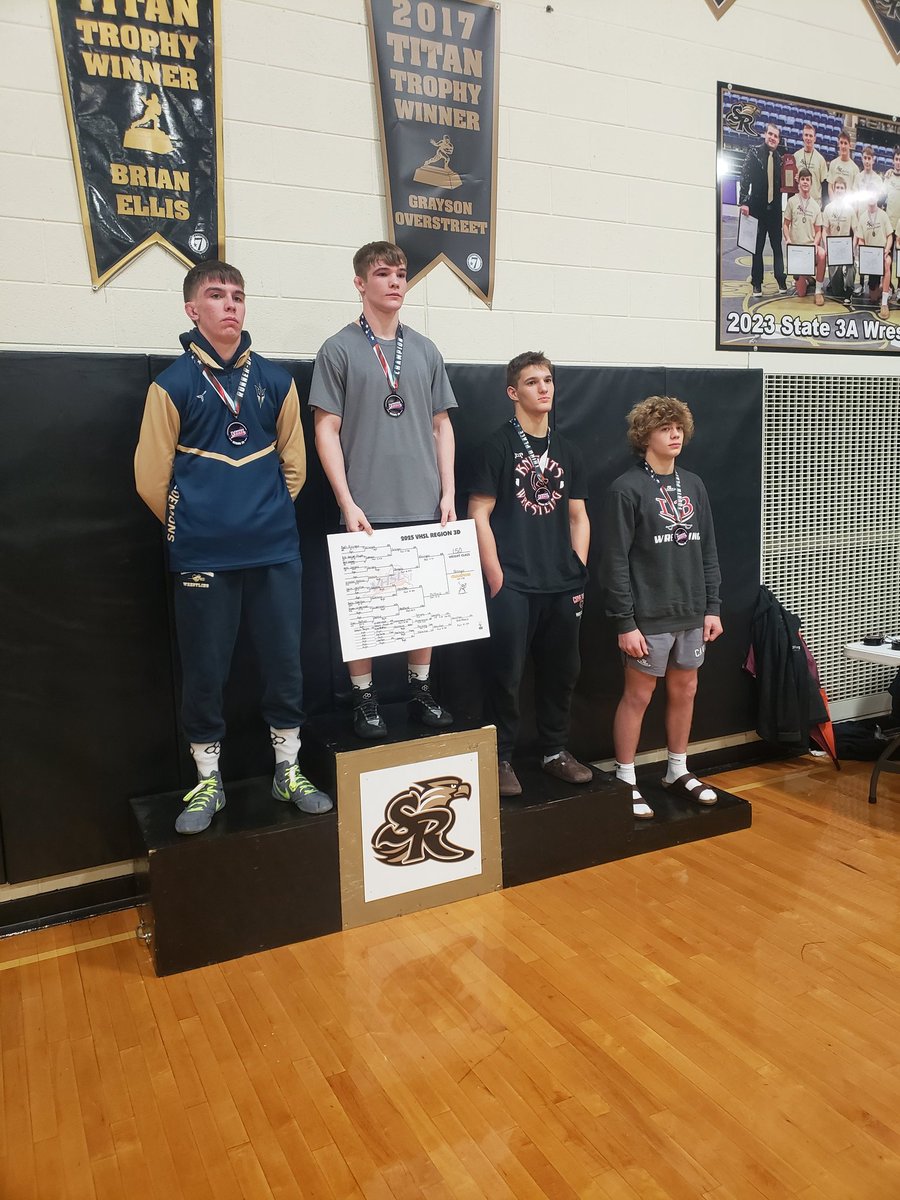 LBcavswrestling's tweet image. Congratulations to Kevin Gergely (Sophomore 150lbs) on his 4th Place finish in Region 3D. Kevin will compete next week at the state tournament. 
@LBHS_AD 
@CavFoundation