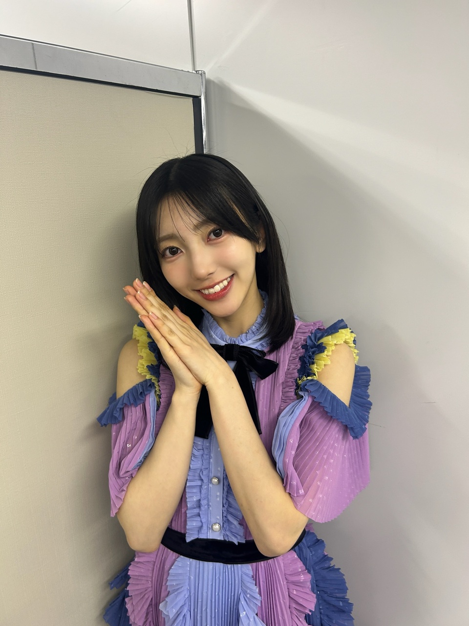 日向坂46 小西夏菜実 直筆サイン ネイビーサンタ衣装 ヨリ 直筆 サイン 小坂菜緒 日向坂46 ネイビーサンタ 衣装 生写真