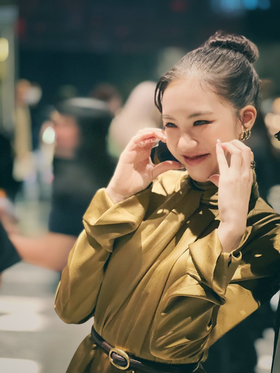 Mol0109's tweet photo. ก็เพราะว่าเธอนะน่ารัก 🌷❤️ ซี่รี่ย์ปังๆๆ นะคะ @pangjiewr  #minemediap #clairebell #minemediaproduction https://t.co/hwL5Ciazpu