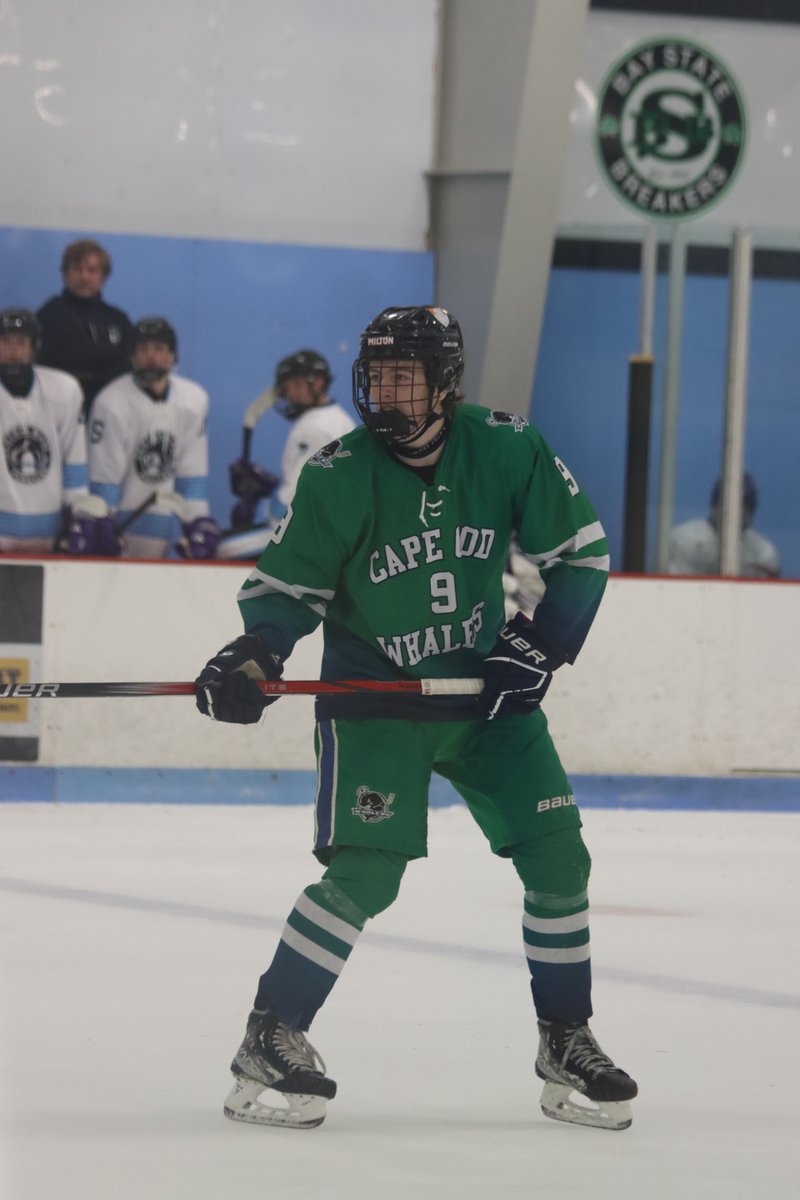 capecodwhalers's tweet image. U18 Whaler Kyle Greene has been red hot, with five consecutive multi-point games. With three goals and seven assists, Kyle has emerged as Milton Academy's top scorer!
@Kylegreene_ @MiltonAcad_puck @ISLSPORTS @EHFSelects @NZPrepHockey @NEHockeyJournal