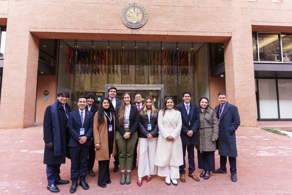 Sembersv's tweet photo. At the OAS, we participated in a Dialogue toward the VII Young Americas Forum, organized by the Young Americas Business Trust (YABT), empowering young voices in international policy. https://t.co/14zhjnWFzs