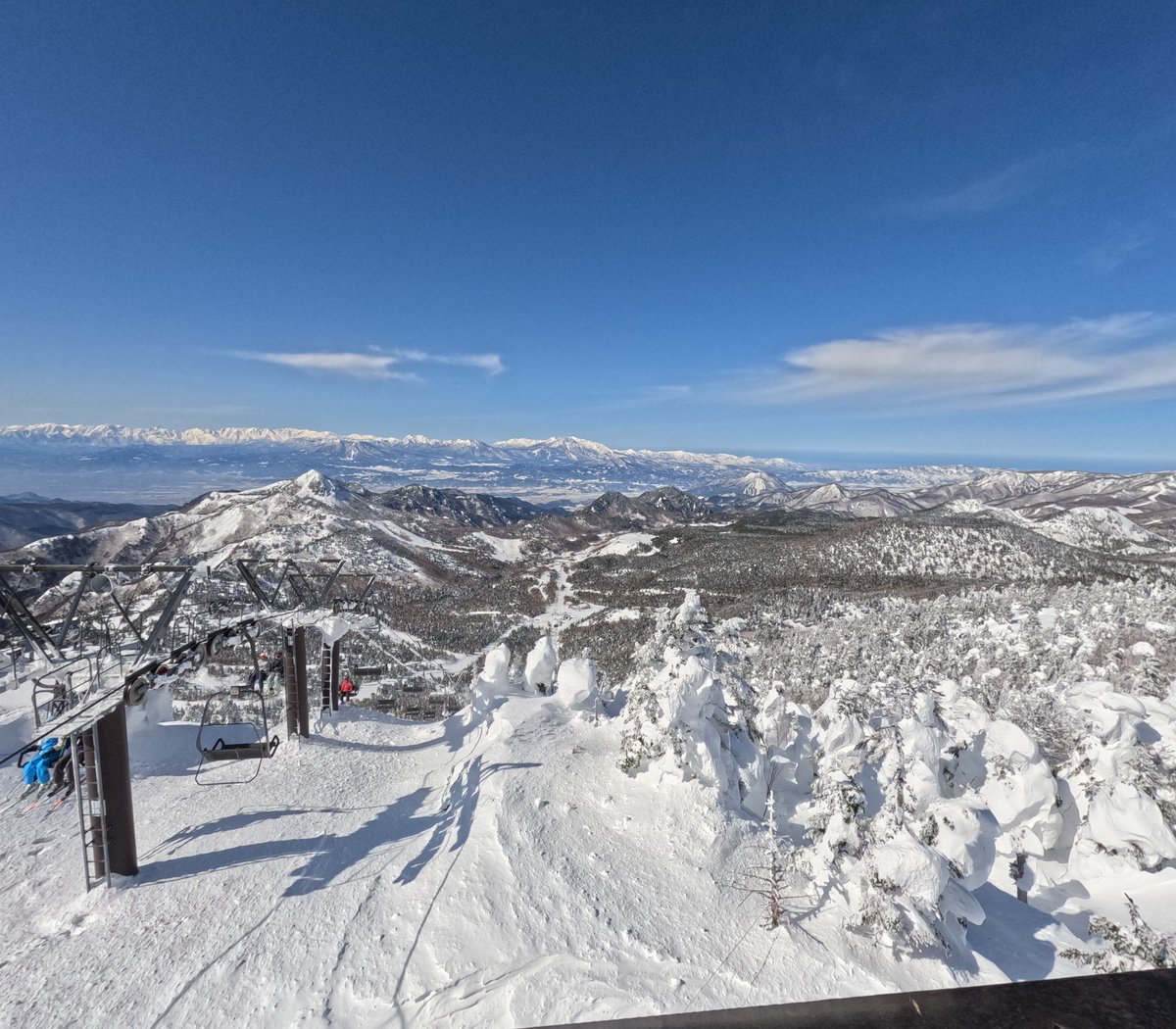 kk_RVF400's tweet photo. 雪を満喫した https://t.co/zsvt6BDEDQ