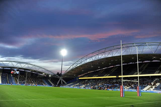 talkSPORT 2 (@talksport2) on Twitter photo ๐จLIVE SUPER LEAGUE! ๐จ
<a href="/Giantsrl/">Huddersfield Giants ๐ฎ๐</a> v <a href="/WarringtonRLFC/">Warrington Wolves</a> - Kick off is at 3!
On comms:
๐ค <a href="/dock2410/">craig murdock</a>
๐ค <a href="/AHendo09/">Andrew Henderson</a>
Can Wire capitalise on Wigan's shocking opening round loss? ๐ค
Listenโก๏ธ talkSPORT.com/play/talkSPORT2 ๐จLIVE SUPER LEAGUE! ๐จ
<a href="/Giantsrl/">Huddersfield Giants ๐ฎ๐</a> v <a href="/WarringtonRLFC/">Warrington Wolves</a> - Kick off is at 3!
On comms:
๐ค <a href="/dock2410/">craig murdock</a>
๐ค <a href="/AHendo09/">Andrew Henderson</a>
Can Wire capitalise on Wigan's shocking opening round loss? ๐ค
Listenโก๏ธ talkSPORT.com/play/talkSPORT2