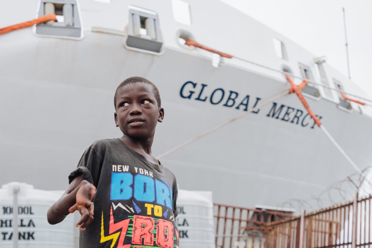 Premier Praise (@premierpraise) on Twitter photo Like any child Yusif loves to play with his friends.
One day, a happy game turned into a nightmare. A snake bit him, badly.
Tune in to find out how you can bring hope and healing to children like Yusif.
mercyships.org.uk/get-involved/s…
#MercySunday #MercyShips #Praise <a href="/MercyShipsUK/">Mercy Ships UK</a> Like any child Yusif loves to play with his friends.
One day, a happy game turned into a nightmare. A snake bit him, badly.
Tune in to find out how you can bring hope and healing to children like Yusif.
mercyships.org.uk/get-involved/s…
#MercySunday #MercyShips #Praise <a href="/MercyShipsUK/">Mercy Ships UK</a>