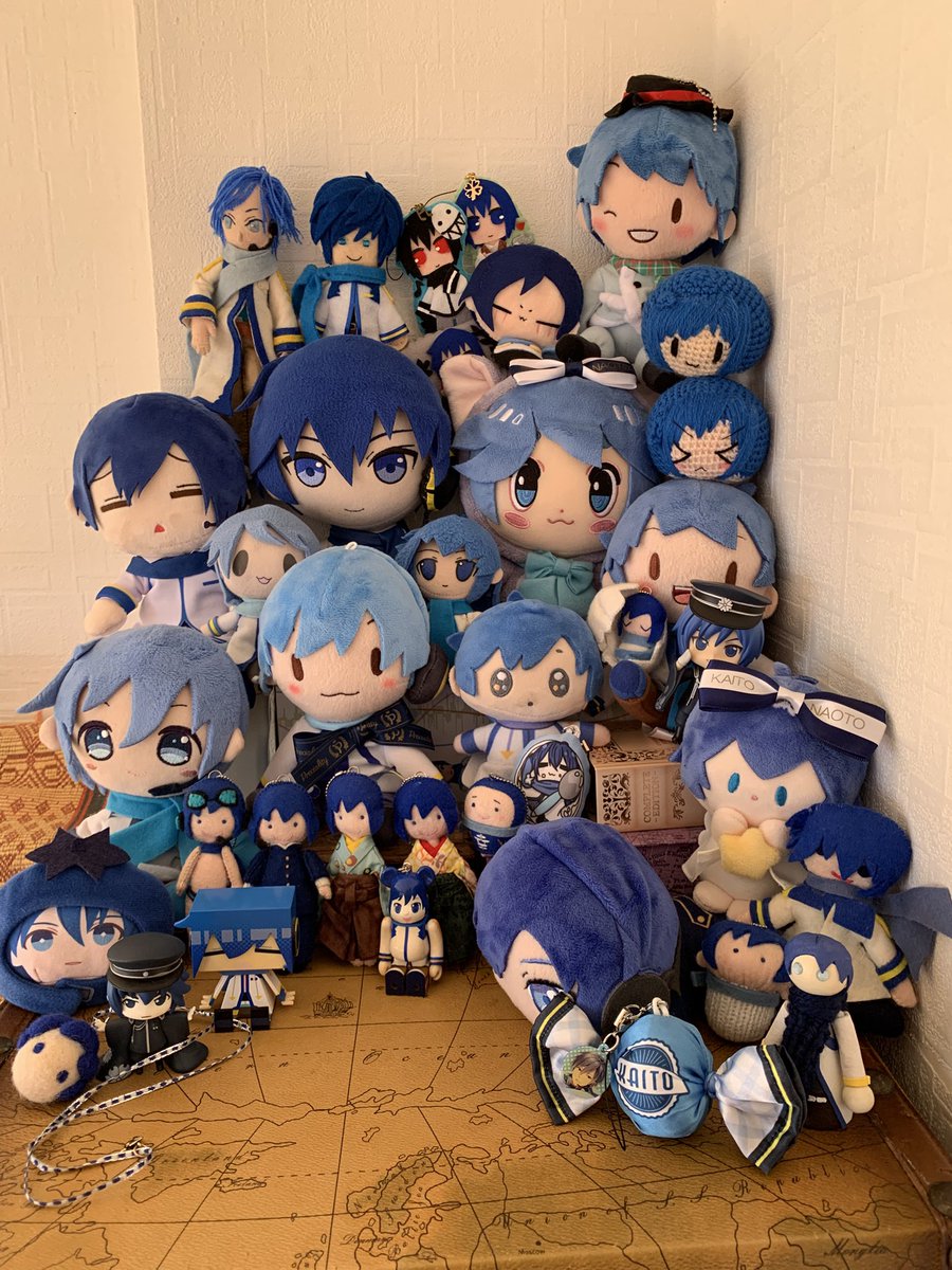 fuganaoto's tweet photo. Happy birthday💙KAITO
(Crypton calendar)
"I'm so happy you're my son"
💙💙💙
KAITOキュンお誕生日おめでとう🎉ございます🎉(クリプトン暦)心からの感謝を込めて✨✨💙💙 https://t.co/L5Lt77ftef