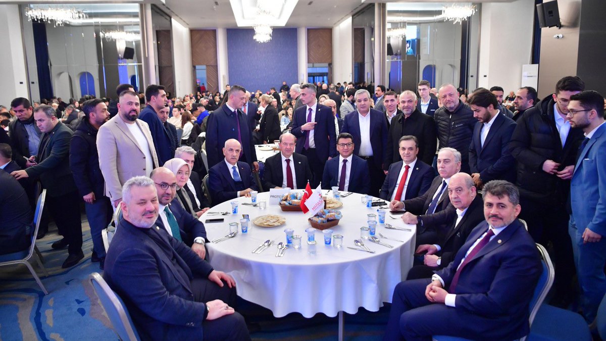 Kahramanmaraş’ın düşman işgalinden kurtuluşunun 105. yılı dolayısıyla Kahramanmaraş Büyükşehir Belediyesi ve MARAŞFED iş birliğiyle İstanbul’da program düzenlendi. 

KKTC Cumhurbaşkanı Ersin Tatar’ın teşrifleriyle gerçekleştirilen programda, Kahramanmaraş’ın kurtuluş mücadelesi