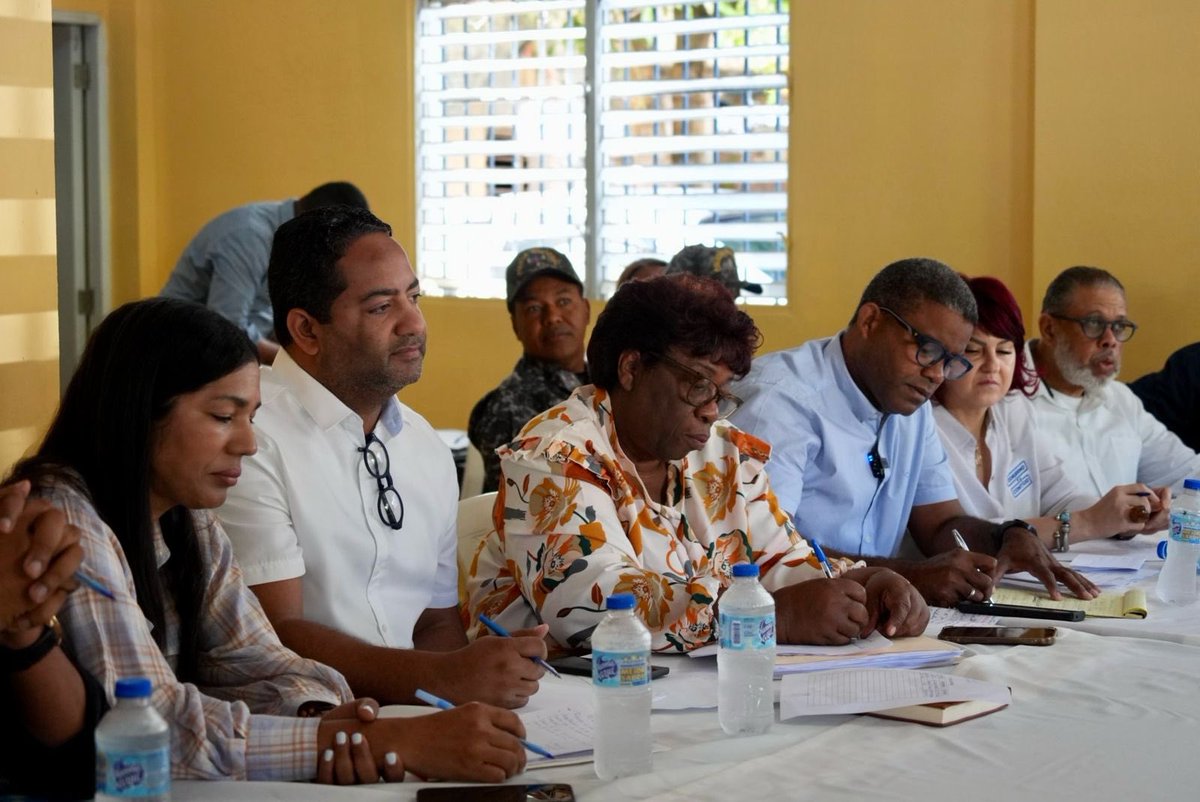 ConadisRD's tweet image. de los comunitarios sus necesidades para buscar soluciones definitivas y mejorar la calidad de vida de la población con discapacidad de este sector. 

#ConadisConTodos 🙌🏼