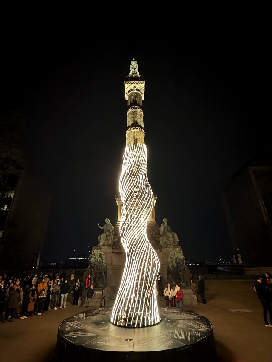 Brussels looking good during the annual <a href="/visitbrussels/">visitbrussels</a> light festival #BrightBrussels